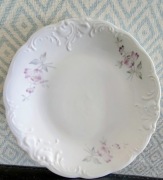 Porcelanowy Ozdobny Talerzyk Wawel Wzory Tłoczenia Vintage Reliefy Kwiaty