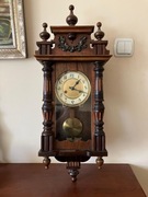 Szwajcarski zegar wiszący