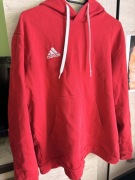 Czerwona bluza z kapturem Adidas