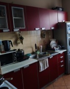 Meble kuchenne bez zlewu i szafki pod zlew. 