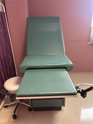 Fotel zabiegowy/ginekologiczny