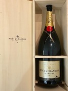 Pusta Butelka Moet&Chandon 6L w Drewnianej Skrzynce