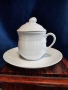 Filiżanka do czekolady ze spodkiem biała