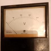 Woltomierz prąd stały Mer 96  250 V