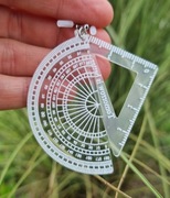 Kolczyki ekierka i kątomierz