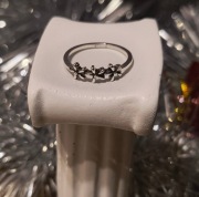 Nowy pierścionek 3 małe kwiatki casual kawaii Japan style alternative boho