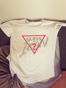 Koszulka biala damska Tshirt Guess metki S 