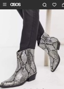 Nowe botki wężowe Bershka 