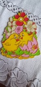 Zawieszka wielkanocna na okno kurczaki i kwiaty dekoracja 20x15 cm