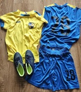 Buty halowe 30 plus gratis koszulki i spodenki na 6 latka