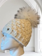 NOWA Wełniana Czapka z Islandii z pomponem