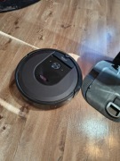 Roomba  i7 plus 