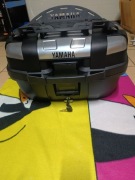 Kufer motocyklowy centralny GIVI