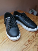 Nowe czarne buty na wyższym spodzie rozmiar 38 