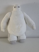 Disney Store maskotka Wielka Szóstka Baymax Big Hero 6