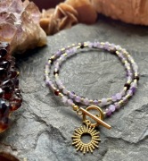 Naszyjnik handmade kamienie naturalne ametyst granat stal złota 