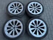 Tesla 19" felgi z BLE TPMS (07/2023), opony są darmowe