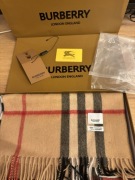 Szalik burberry brązowy