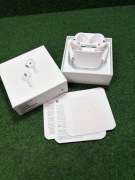 AirPods Gen 4 (idealne)