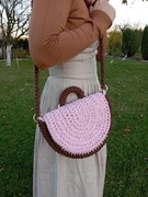 Torebka listonoszka różowa 