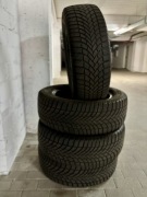 Sprzedam komplet opon zimowych 235/60 R18