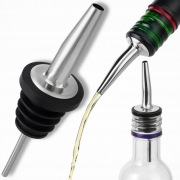 Dozownik nalewak do butelki oleju płynu