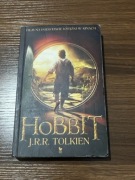 Hobbit – J.R.R. Tolkien, okładka z filmu „Niezwykła podróż”