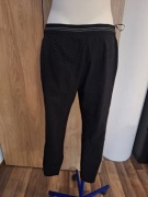 spodnie czarne ze złotym wzorem rozmiar 42