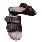 Klapki-pantofle profilowane wygodne na lekkiej podeszwie PU rozm.41