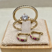 Pierścionki kolczyki z cyrkoniami Apart YES złoto 333 2,98g INWESTYCJA