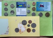 3 zestawy monet w blistrach