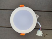 Podtynkowy panel LED 8W 230V 670 lumenów