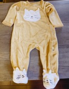 Kombinezon niemowlęcy 6-9 miesięcy.