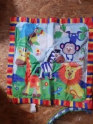 Mata edukacyjna do leżenia SMIKI dla małego dziecka