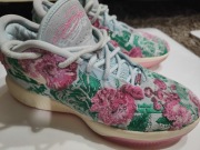 Buty Nike LeBron 21.       