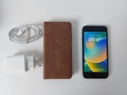 iPhone 8 64GB, bateria 68%