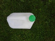 Pojemnik zbiornik kanister 4L na wodę do kwiatów, paliwo, płyny 1 szt