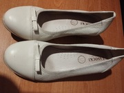 Czółenka Lasocki 39