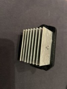 Rezystor opornik dmuchawy Subaru BRZ Toyota GT86 077800-1070
