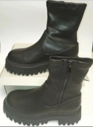 Botki z Zamkiem Even&Odd 