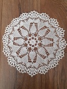 SERWETKA WYKONANA  NA SZYDEŁKU śr. 25 cm (2) 