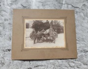 Fotografia artyleryjska, żołnierze przy armacie, ok. 1900–1914