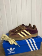 Buty damskie adidas gazelle indoor burgundowe 36 org
