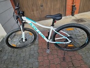 Rower Kelly's Vanity 30 Biały rozmiar M 29'' rok 2022 stan jak nowy