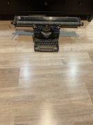 Maszyna do pisania Olivetti