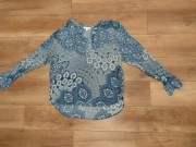 Bluzka tunika w biało-niebieskie wzory