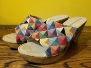 Klapki kolorowe firmy Tamaris