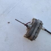 AUDI A8 S8 D2 SIŁOWNIK KLAPKI WLEWU PALIWA 4D0862153A