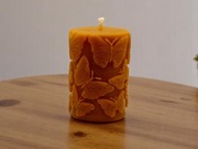 Świeca z naturalnego wosku pszczelego Motyle Zielony Świecownik