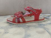 nowe sandałki rozm. 34